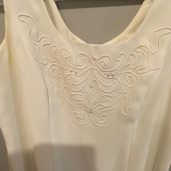 BEAUTIFUL GOWN & JACKET - Picture 7 of 10